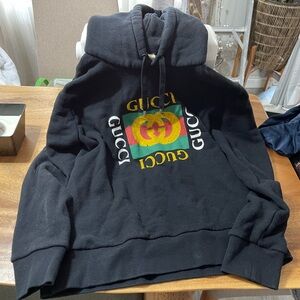 Gucci Black hoodie with Multicolor Logo